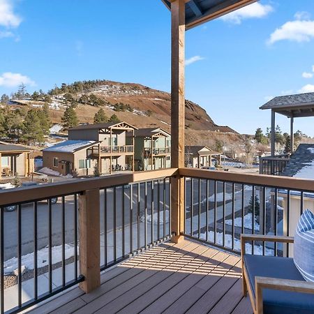 Flg Retreat - Modern Home With Mountain Views سارية العلم المظهر الخارجي الصورة