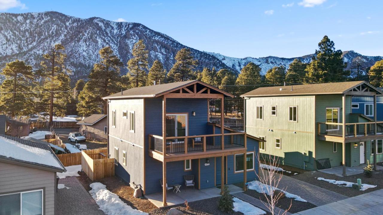 Flg Retreat - Modern Home With Mountain Views سارية العلم المظهر الخارجي الصورة